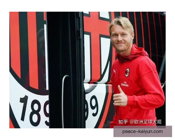 瓦拉内近期比赛状态回暖，展现出稳定的防守能力和领导力。